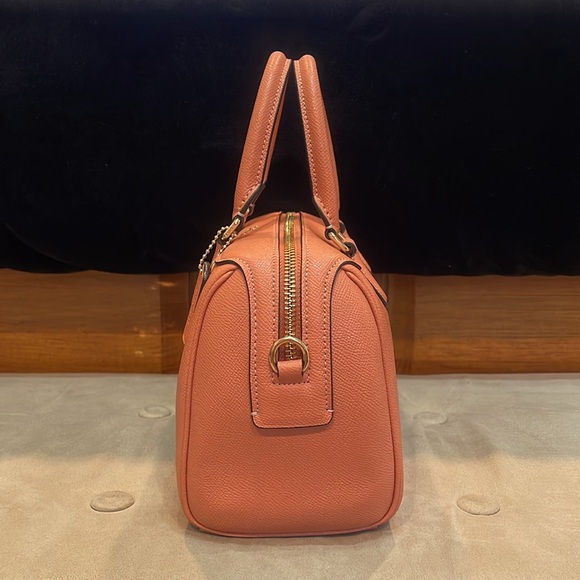 Coach Satchel - Picture 4 of 13